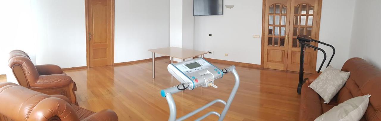 Apartamentos Shalom Рибадео Екстериор снимка